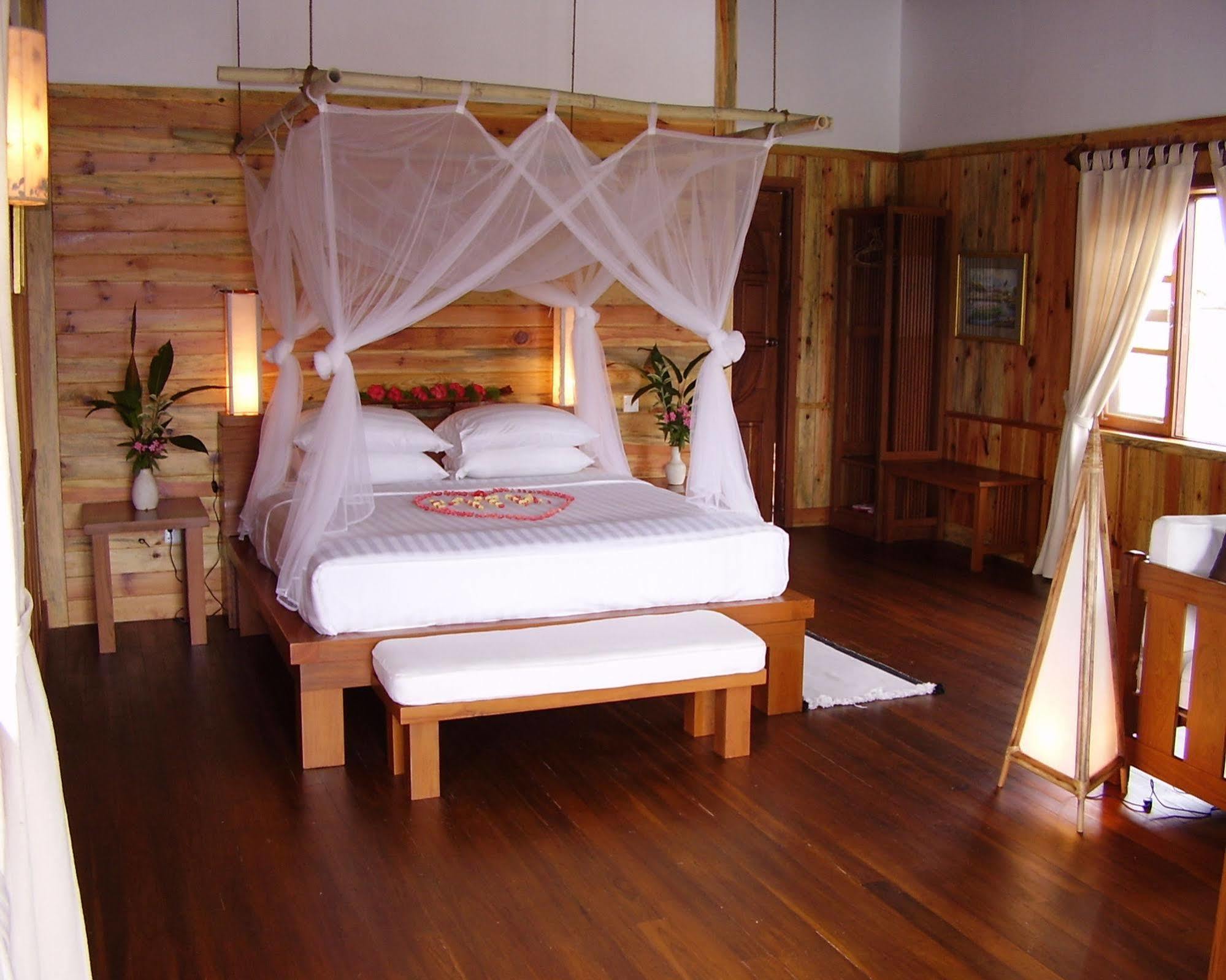 Myanmar Treasure Resorts Inle Inle Lake Exterior photo